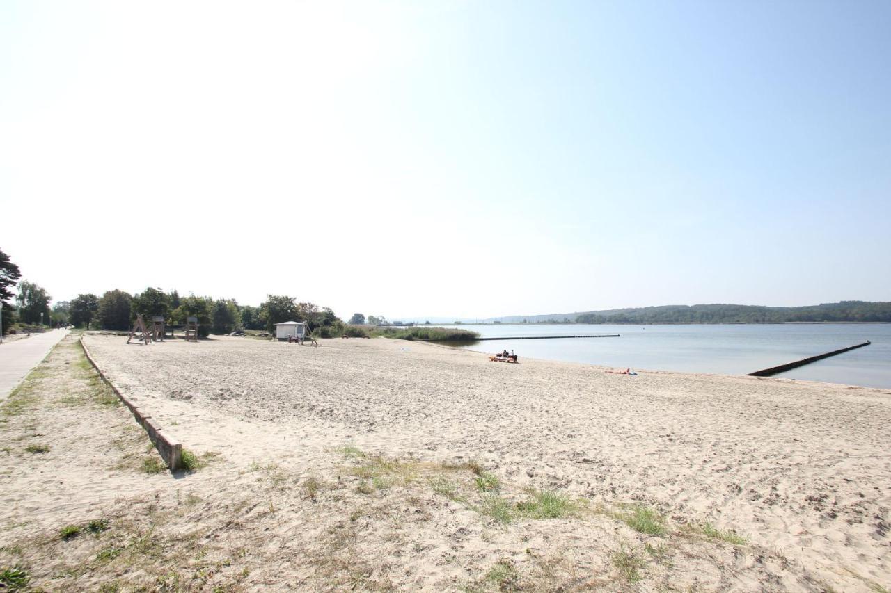 Ferienresidenz Zwei Bodden Fewo2-8 - Balkon, Sauna, Kamin Lietzow Luaran gambar